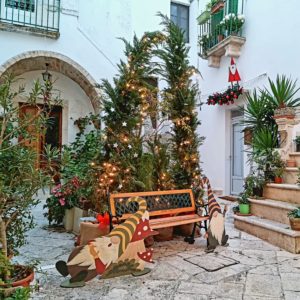 Natale in Puglia. Immagine di Incantevole Locorotondo. Tour Privato su prenotazione